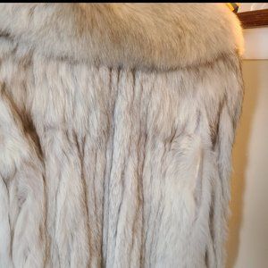 Genuine vintage  fox Rosendorf Evans fur coat size 10